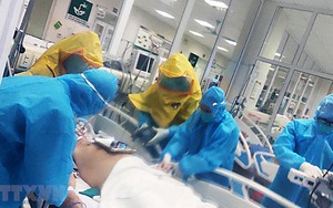 Các chuyên gia đầu ngành hội chẩn hai ca mắc COVID-19 nặng