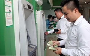 'Năm Covid-19 buồn’: Đảo lộn chuyện tiền thưởng Tết