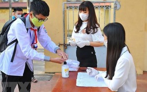 Học sinh TP HCM trở lại trường từ đầu tháng 3