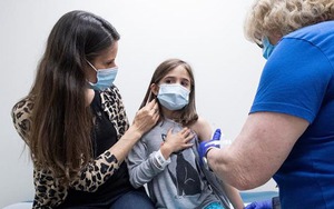 Vì sao phụ huynh tại Mỹ lưỡng lự tiêm vaccine phòng Covid-19 cho con?