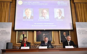 Giải Nobel Hóa học 2021 và các Giải Nobel Hóa học trong 10 năm trở lại đây