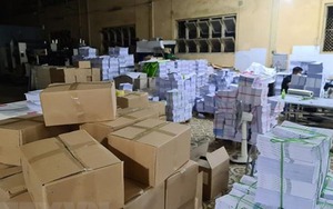 Liên quan vụ SGK giả, nguyên cán bộ Cục Quản lý trị trường bị điều tra về tội nhận hối lộ