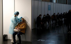 Nhiều nước ghi nhận số ca mắc mới Covid-19 cao chưa từng thấy