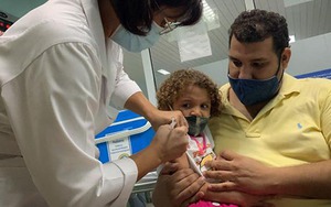 Các nước đã triển khai tiêm vaccine ngừa Covid-19 cho trẻ từ 5-11 tuổi thế nào?