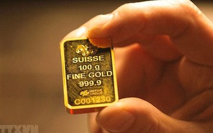 Giá vàng thế giới ghi nhận mức tăng theo tuần mạnh nhất trong gần 3 tháng