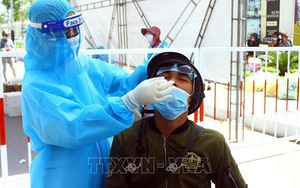 Nghệ An phát hiện nhiều trường hợp dương tính với SARS-CoV-2 khi làm xét nghiệm trước lúc đi làm