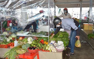 Xăng tăng kéo giá các mặt hàng thực phẩm và rau xanh tăng theo