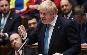 Thủ tướng Anh và nhiều quan chức bị phạt vì vi phạm quy định phòng dịch Covid-19