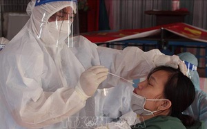 Cả nước có 1.322 ca mắc mới, thêm một thuốc Molnupiravir điều trị Covid-19 được cấp phép