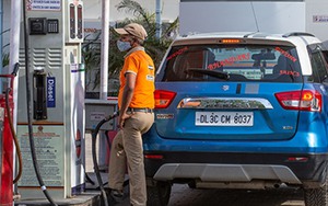 Giá dầu châu Á giảm do lo ngại tăng trưởng của Trung Quốc chậm lại