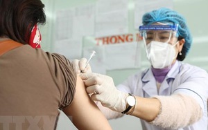 Cả nước có 932 ca mắc Covid-19 mới, Bộ Y tế điểm tên các tỉnh chậm tiêm vaccine mũi 3 và 4
