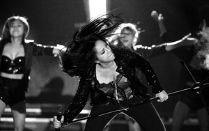 'Nữ hoàng nhạc rock' Ngọc Ánh bồi hồi trở lại sân khấu Thủ đô