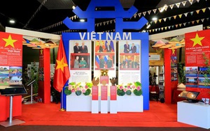 Bạn bè quốc tế trải nghiệm không gian văn hóa Việt Nam tại Army Games 2022