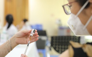 Số mắc Covid-19 mới tiếp tục tăng, tỷ lệ tiêm mũi 3, mũi 4 tại nhiều địa phương còn thấp