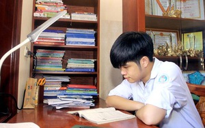 Hành trình 'leo núi' của quán quân Đường lên đỉnh Olympia Đặng Lê Nguyên Vũ