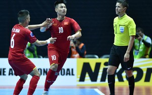 VIDEO Giải futsal vô địch quốc gia 2019: Tốc độ sút phạt kinh hoàng của Vũ Đức Tùng