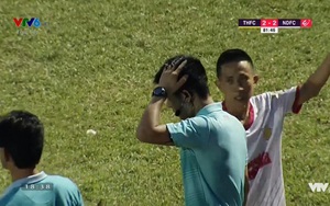 Thanh Hóa - Nam Định: Trợ lý trọng tài bị tấn công bằng vật thể lạ