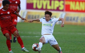 VIDEO HAGL 2-0 Nam Định: Dấu ấn mang tên Minh Vương