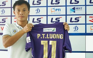 VIDEO: Thành Lương gia hạn hợp đồng 2 năm với Hà Nội FC