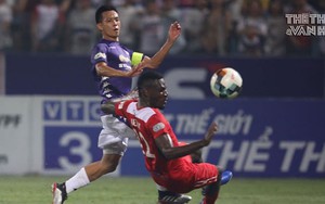 Văn Quyết lại ghi điểm trước sự chứng kiến của HLV Park Hang Seo