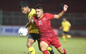 VIDEO: 'Nóng' thị trường chuyển nhượng giữa mùa V-League 2020