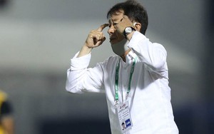 VIDEO: HLV Chung Hae Soung bất ngờ trở lại dẫn dắt TPHCM