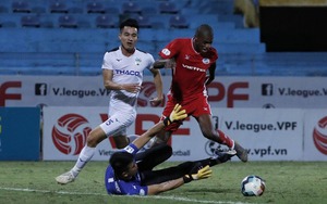 Viettel 4-1 HAGL: Cận cảnh sai lầm của thủ môn Bửu Ngọc