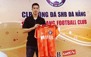 VIDEO: Huy Hùng cập bến SHB Đà Nẵng, Quốc Phương trở về Thanh Hóa