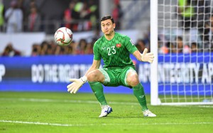 Văn Lâm là cầu thủ Việt Nam đầu tiên thi đấu ở J-League 1