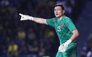 Văn Lâm cạnh tranh với ai để được bắt chính ở Cerezo Osaka?