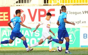 Video bàn thắng HAGL 2-1 An Giang: Văn Toàn tạo sự khác biệt