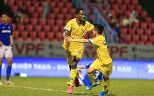 Video bàn thắng Than Quảng Ninh 0-1 Nam Định: Đội bóng thành Nam bứt phá