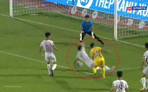 Video: Thủ môn Đức Cường cản phá xuất sắc trên chấm 11m