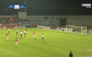 Chiêm ngưỡng siêu phẩm của Văn Đức vào lưới Bình Dương