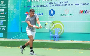 Tay vợt số 1 Việt Nam Lý Hoàng Nam lên ngôi trên sân nhà