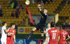 Bị loại bởi B.Bình Dương, HLV S.Khánh Hòa kêu quân mình không phải máy để đá 3 trận trong 8 ngày