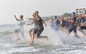 Nhà vô địch cuộc thi tra tấn thể lực khủng nhất thế giới tại Việt Nam nhận 2 tỷ đồng