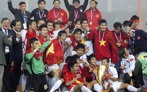 HLV Calisto chính thức tái ngộ Thế hệ Vàng sau 10 năm