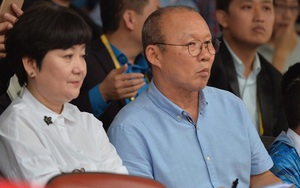 Bóng đá Việt Nam cảm ơn vợ HLV Park Hang Seo