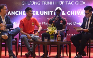 Fan Man United ngất ngây chiến thắng cùng huyền thoại Dwight Yorke