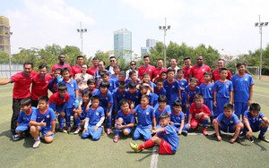 Cựu tuyển thủ tỷ phú mở Học viện đào tạo trẻ