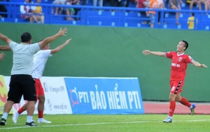 Tiền vệ Bình Dương gửi lời nhắn tới HLV Park Hang Seo