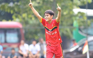 Quốc An Quốc Michel dẫn đầu giải 'phủi' TPHCM