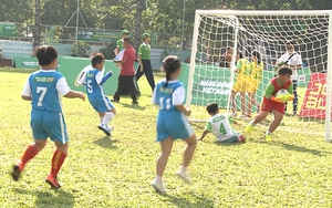 Bóng đá TP.HCM đón thêm niềm vui