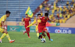 SLNA bất bại và bất lực đều vì Phan Văn Đức