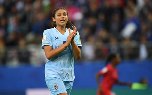 Bại tướng của tuyển nữ Việt Nam sang Mỹ chơi bóng