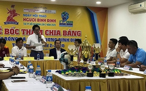 Cầu thủ chuyên nghiệp tham dự giải bóng đá Hội đồng hương Bình Định