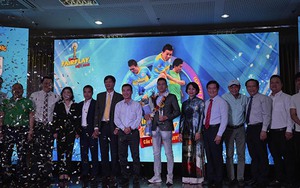 'Mourinho Việt Nam' xem Lee Nguyễn đá để bắt bài