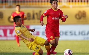 Học trò HLV Park Hang Seo 'giải cứu' đội của bầu Đức