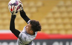 Bùi Tiến Dũng không được TPHCM đăng ký thi đấu